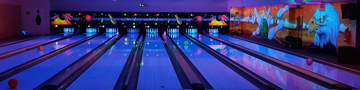 BowlingTreff - Bowlingbahnen mit Schwarzlicht Beleuchtung